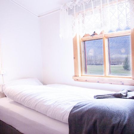 Fossardalur Guesthouse Djúpivogur Buitenkant foto