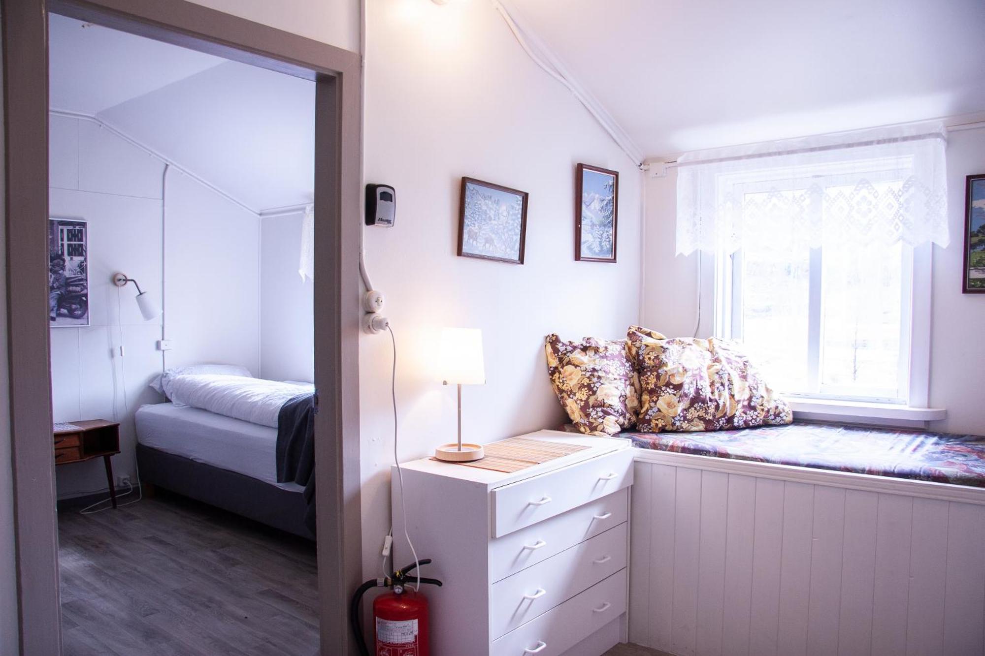 Fossardalur Guesthouse Djúpivogur Buitenkant foto