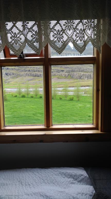 Fossardalur Guesthouse Djúpivogur Buitenkant foto