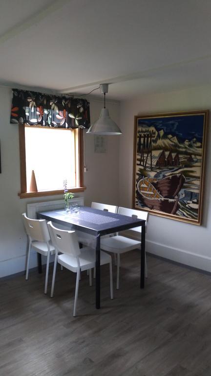 Fossardalur Guesthouse Djúpivogur Buitenkant foto