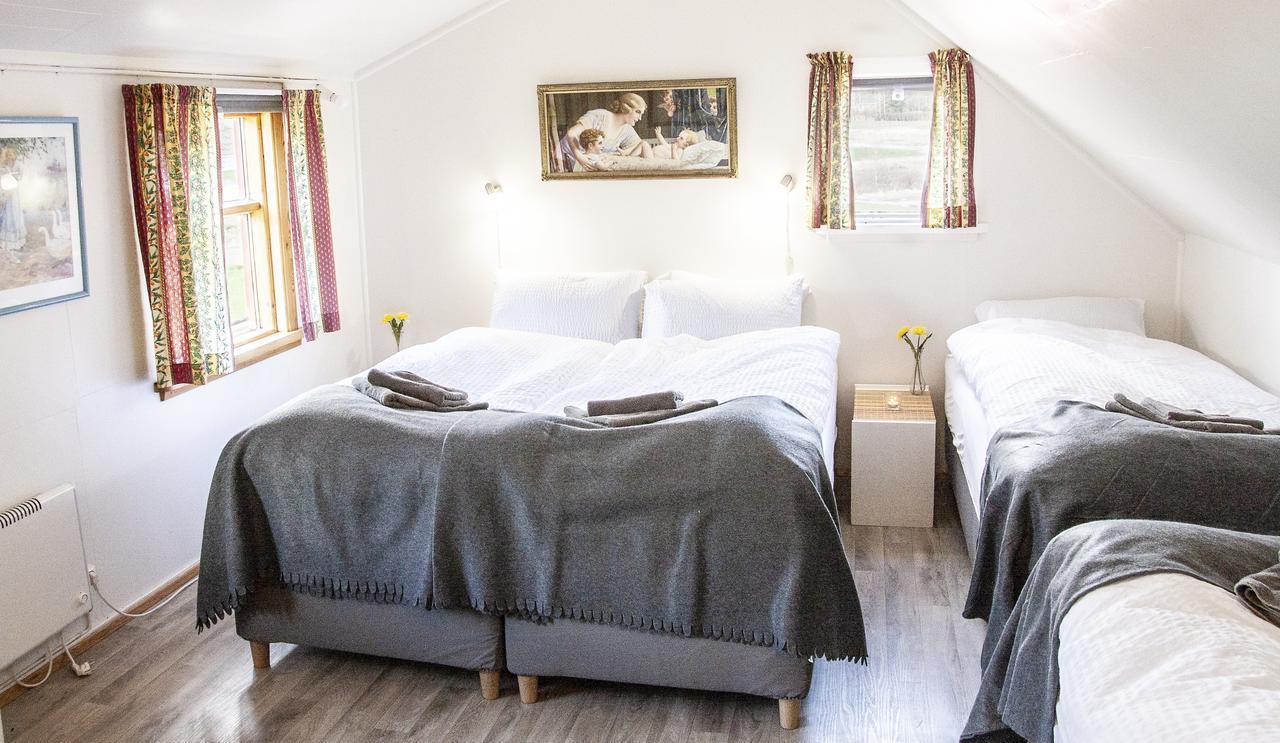 Fossardalur Guesthouse Djúpivogur Buitenkant foto