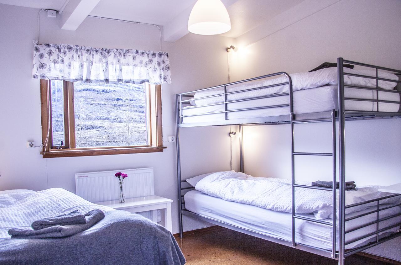 Fossardalur Guesthouse Djúpivogur Buitenkant foto