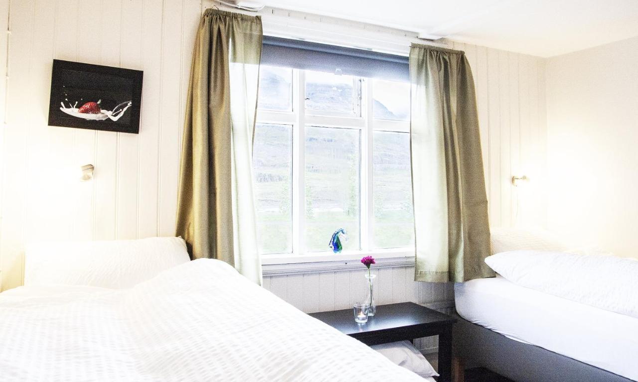 Fossardalur Guesthouse Djúpivogur Buitenkant foto