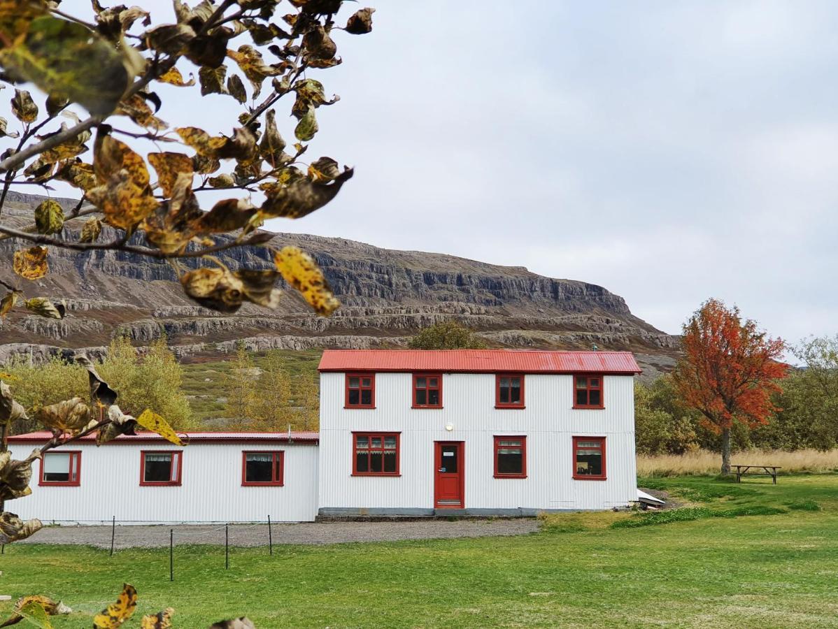 Fossardalur Guesthouse Djúpivogur Buitenkant foto
